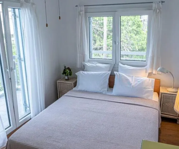 Alemar Estates Apartment *